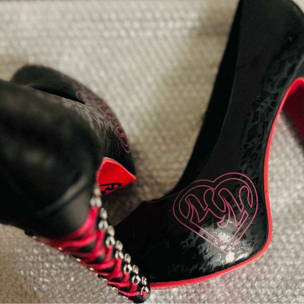 Women’s Black & Hot Pink Metal Mulisha Corset High Heels-Size 10 USA